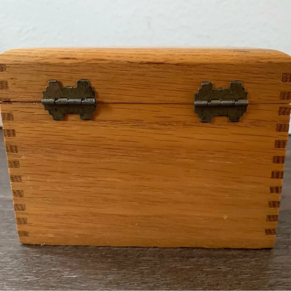 Wooden box with Dove Tailed Corners